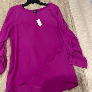 Limited cranberry long sleeve scallop bottom blouse size M never worn has tags